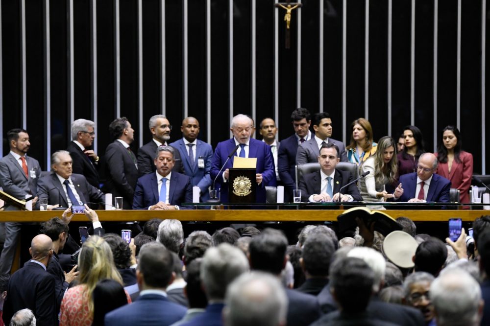 foto colorida de posse de Lula no Congresso Nacional
